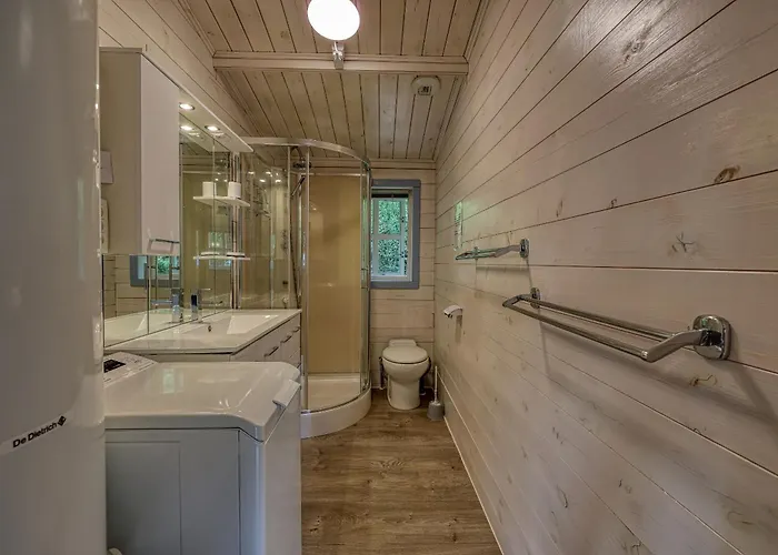 De Christine Hébergement de vacances Alignan-du-Vent