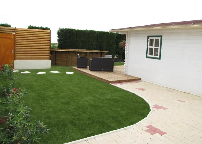 De Christine Hébergement de vacances Alignan-du-Vent